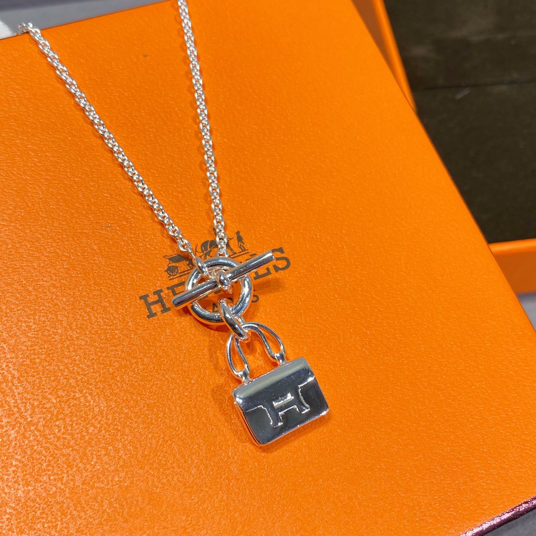 [KELA]CONSTANCE PEDANT SILVER NECKLACE