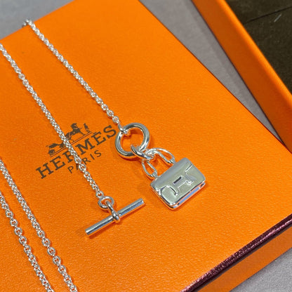 [KELA]CONSTANCE PEDANT SILVER NECKLACE