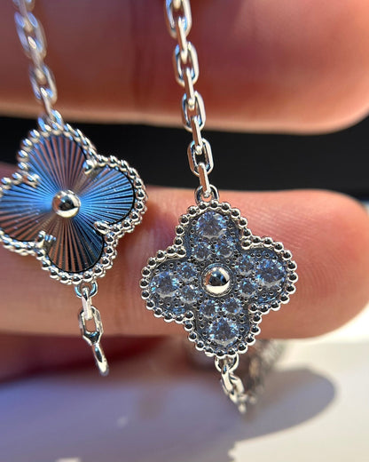[KELA]LUCKY CLOVER 5-MOTIF BRACELET - LASER COLLECTION