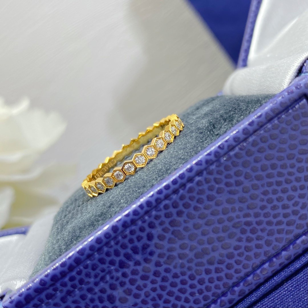 [KELA]BEE LOVE DIAMOND PAVED SMALL RING
