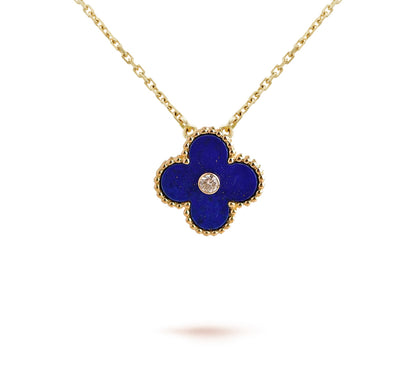 [KELA]LIMITED EDITION CHRISTMAS CLOVER FLOWER NECKLACE - 15MM ANNUAL COLLECTIBLE PENDANT