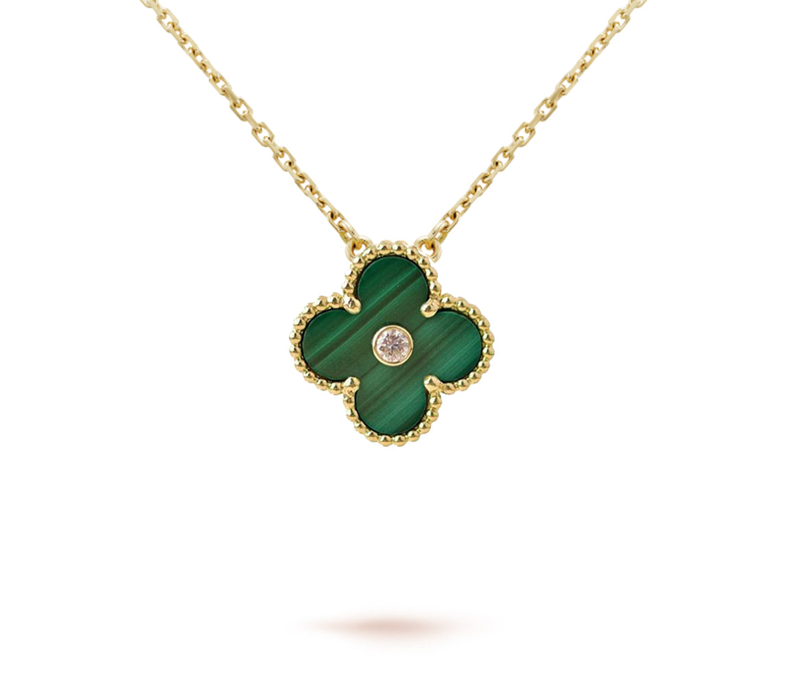 [KELA]LIMITED EDITION CHRISTMAS CLOVER FLOWER NECKLACE - 15MM ANNUAL COLLECTIBLE PENDANT