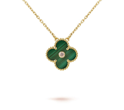 [KELA]LIMITED EDITION CHRISTMAS CLOVER FLOWER NECKLACE - 15MM ANNUAL COLLECTIBLE PENDANT
