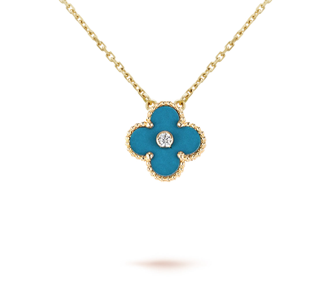 [KELA]LIMITED EDITION CHRISTMAS CLOVER FLOWER NECKLACE - 15MM ANNUAL COLLECTIBLE PENDANT