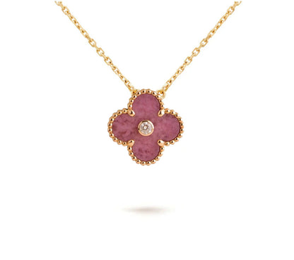[KELA]LIMITED EDITION CHRISTMAS CLOVER FLOWER NECKLACE - 15MM ANNUAL COLLECTIBLE PENDANT