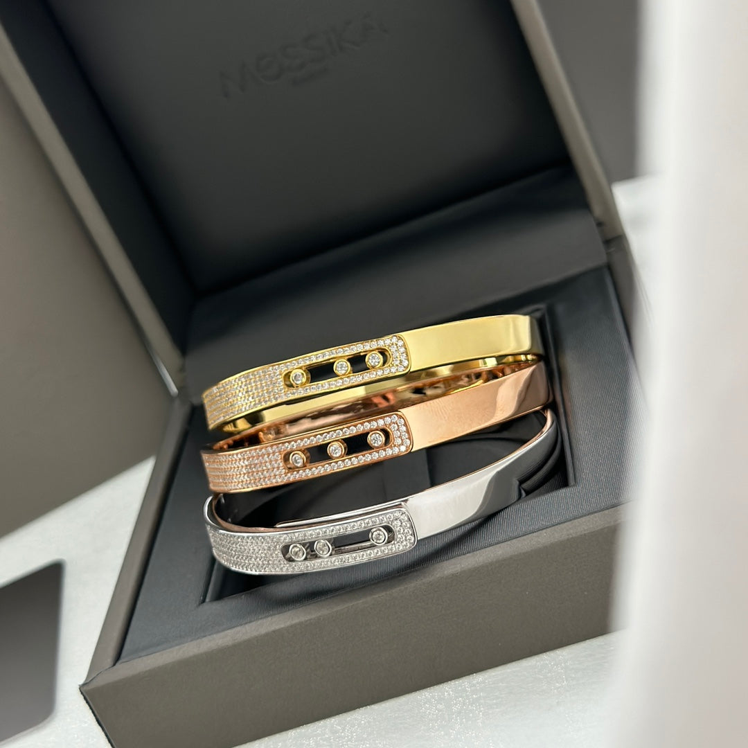 [KELA]MOVE NOA PAVÉ DIAMOND BANGLE BRACELET