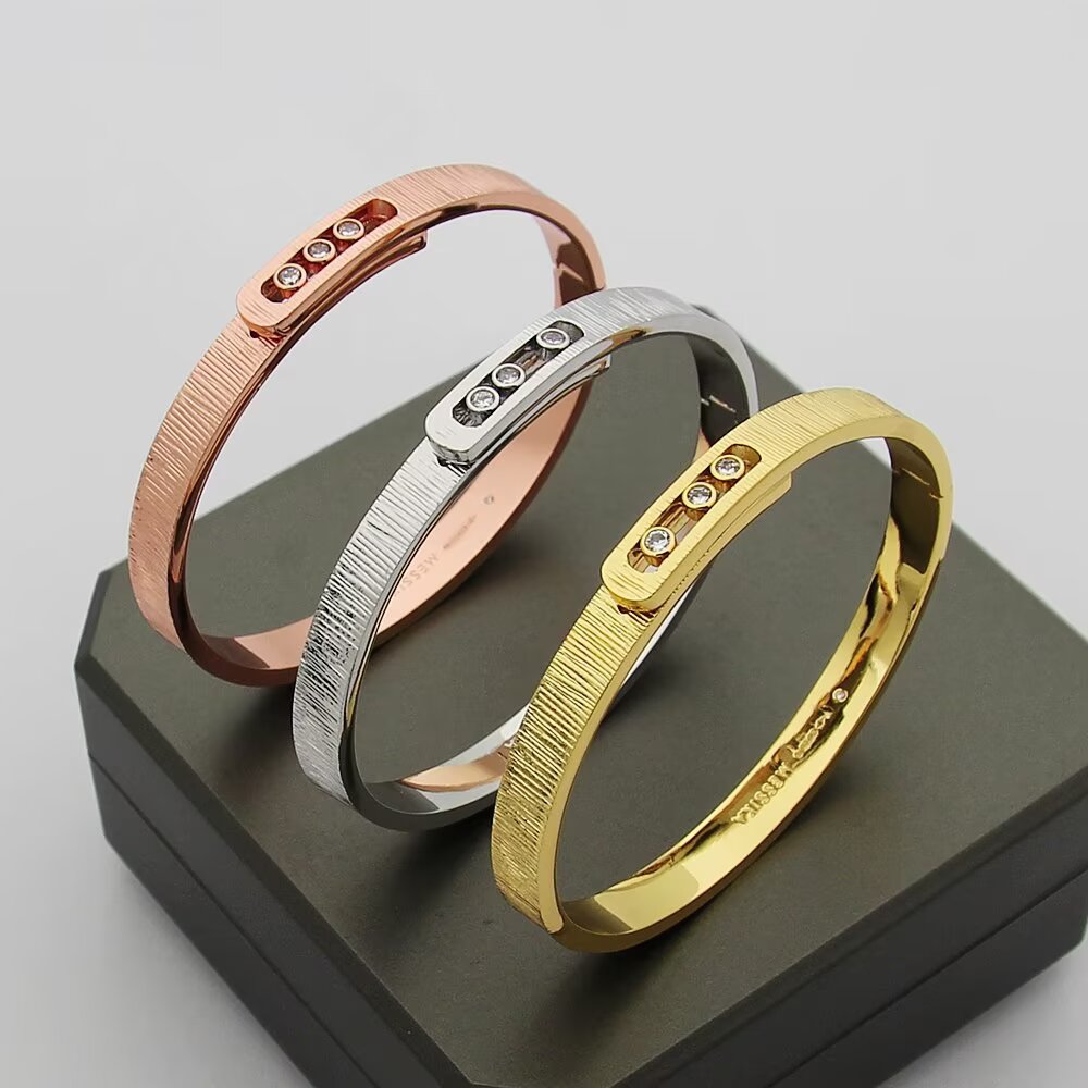 [KELA]MOVE NOA CISELÉ BANGLE BRACELET