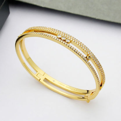 [KELA]MOVE ROMANE PAVÉ DIAMOND BANGLE BRACELET