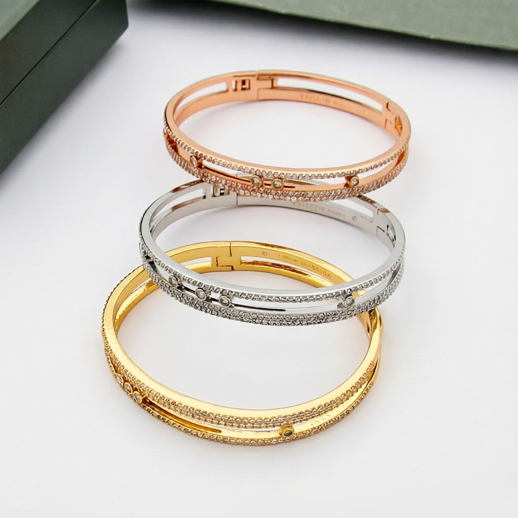 [KELA]MOVE ROMANE PAVÉ DIAMOND BANGLE BRACELET