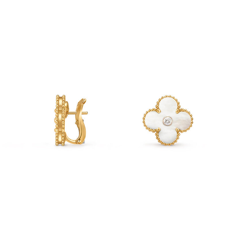 [KELA]15MM CLOVER FLOWER STUD EARRINGS DIAMOND-GOLD COLLECTION