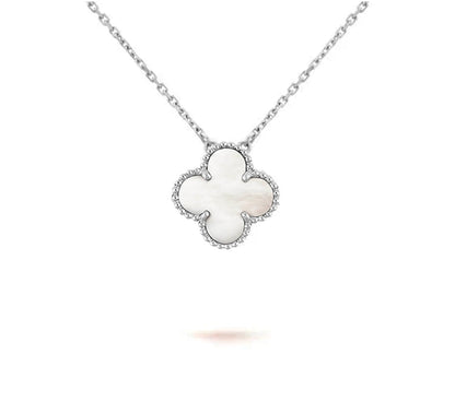 [KELA]15MM CLOVER FLOWER PENDANT NECKLACE WHITE GOLD COLLECTION
