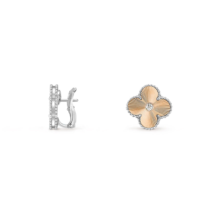 [KELA]15MM CLOVER FLOWER STUD EARRINGS DIAMOND-WHITE GOLD COLLECTION