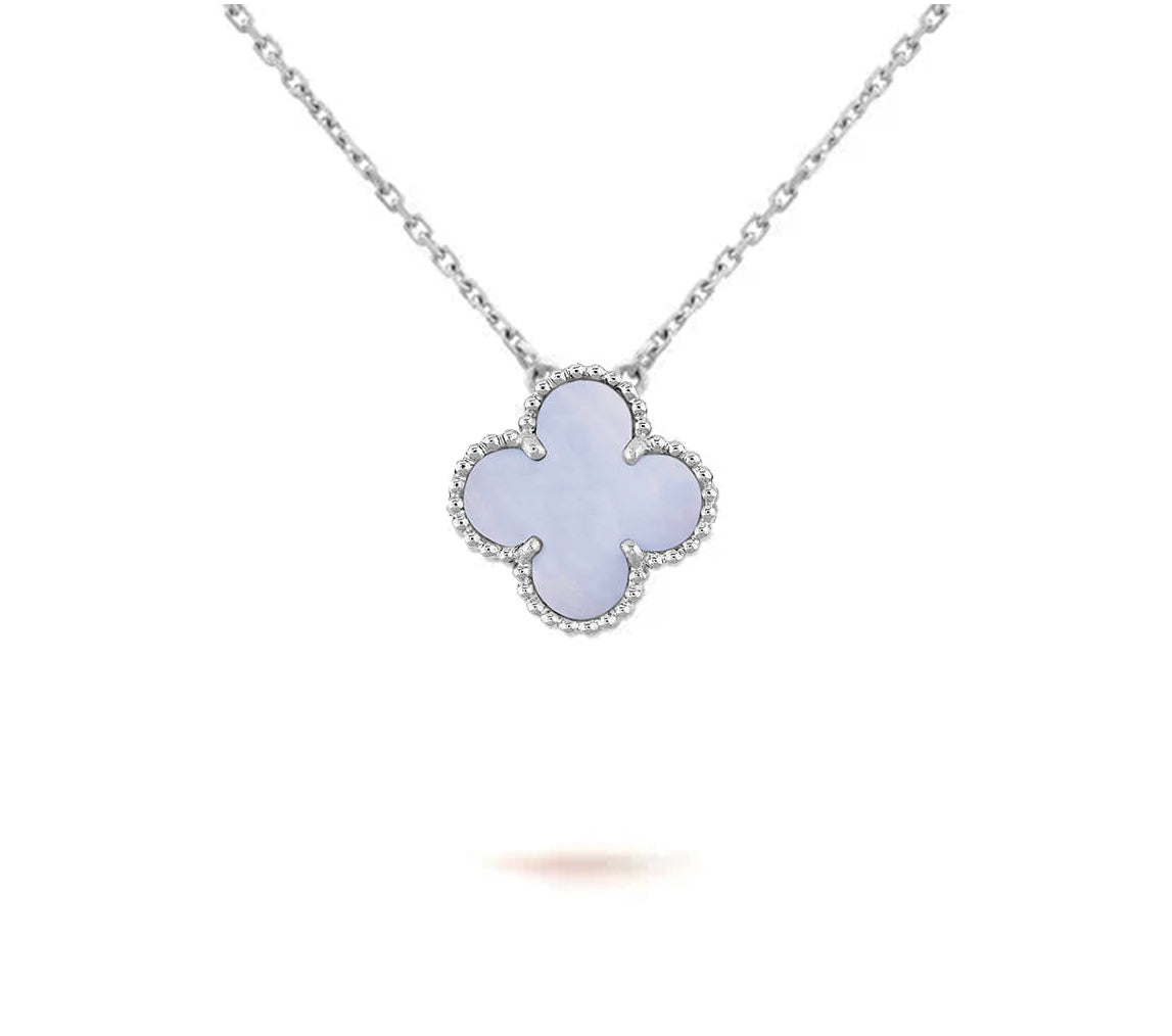 [KELA]15MM CLOVER FLOWER PENDANT NECKLACE WHITE GOLD COLLECTION