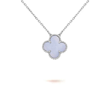 [KELA]15MM CLOVER FLOWER PENDANT NECKLACE WHITE GOLD COLLECTION