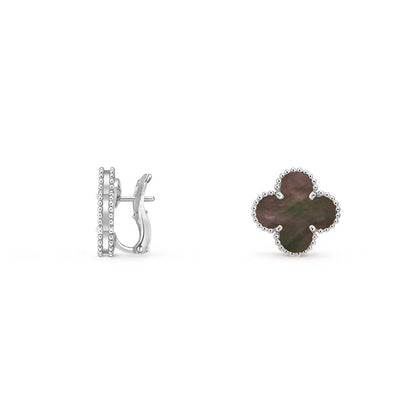 [KELA]15MM CLOVER FLOWER STUD EARRINGS WHITE GOLD COLLECTION