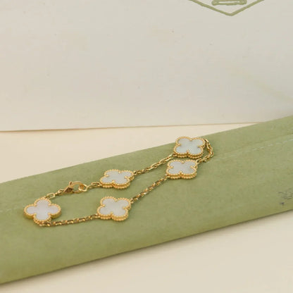 [KELA]LUCKY CLOVER 5-MOTIF BRACELET - WHITE MOTHER-OF-PEARL COLLECTION