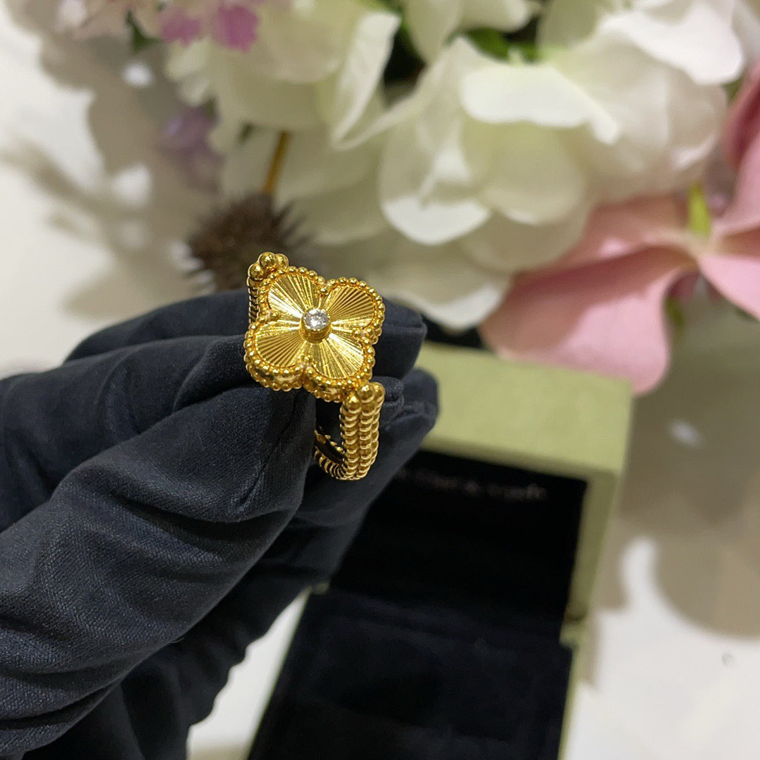 [KELA]LUCKY CLOVER GOLD REVERSIBLE RING