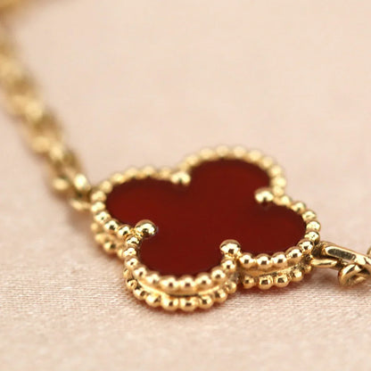 [KELA]LUCKY CLOVER 5-MOTIF BRACELET - RED CARNELIAN COLLECTION