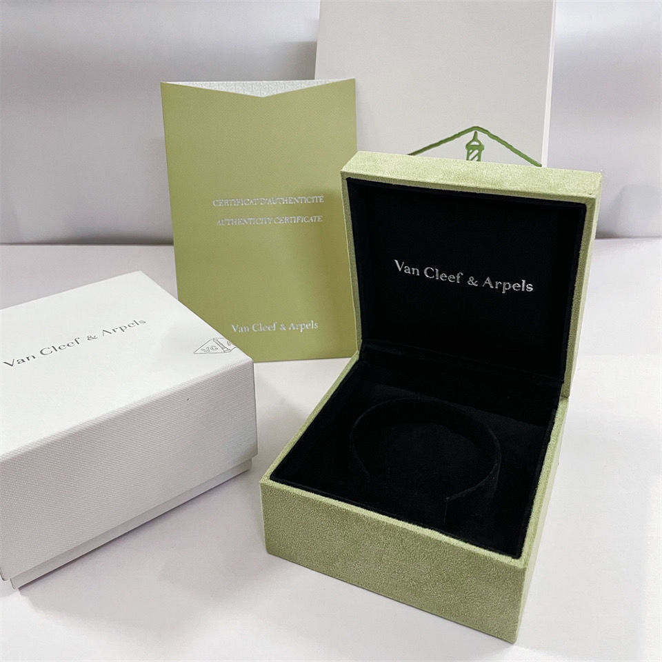 [KELA]CLOVER BRAND JEWELRY BOX
