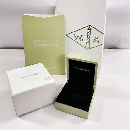 [KELA]CLOVER BRAND JEWELRY BOX
