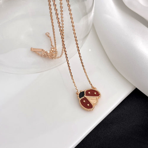 [KELA]LUCKY CARNELIAN LADYBUG CHARM NECKLACE