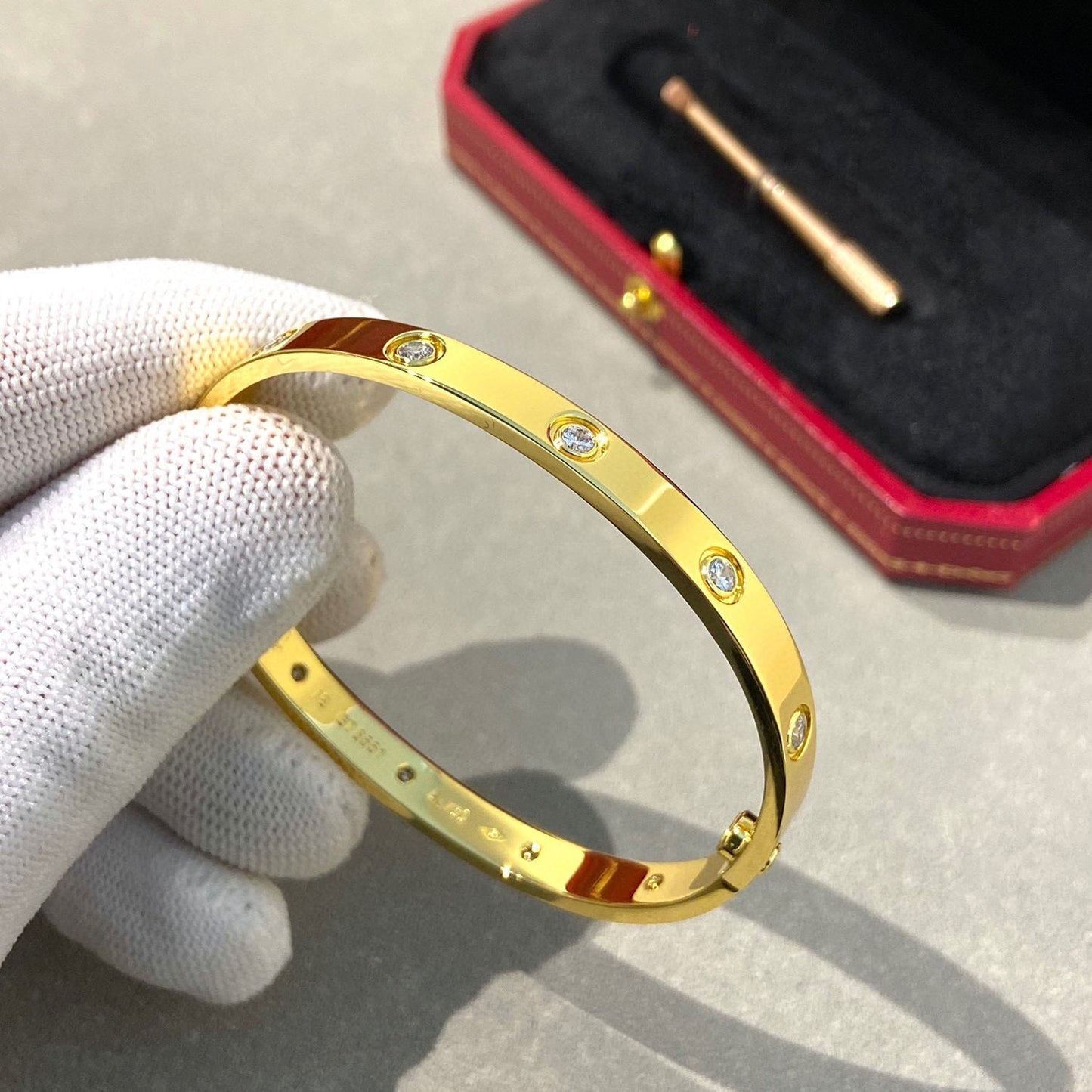 [KELA]CLASSIC 6.1MM LOVE BANGLE - 10-DIAMOND