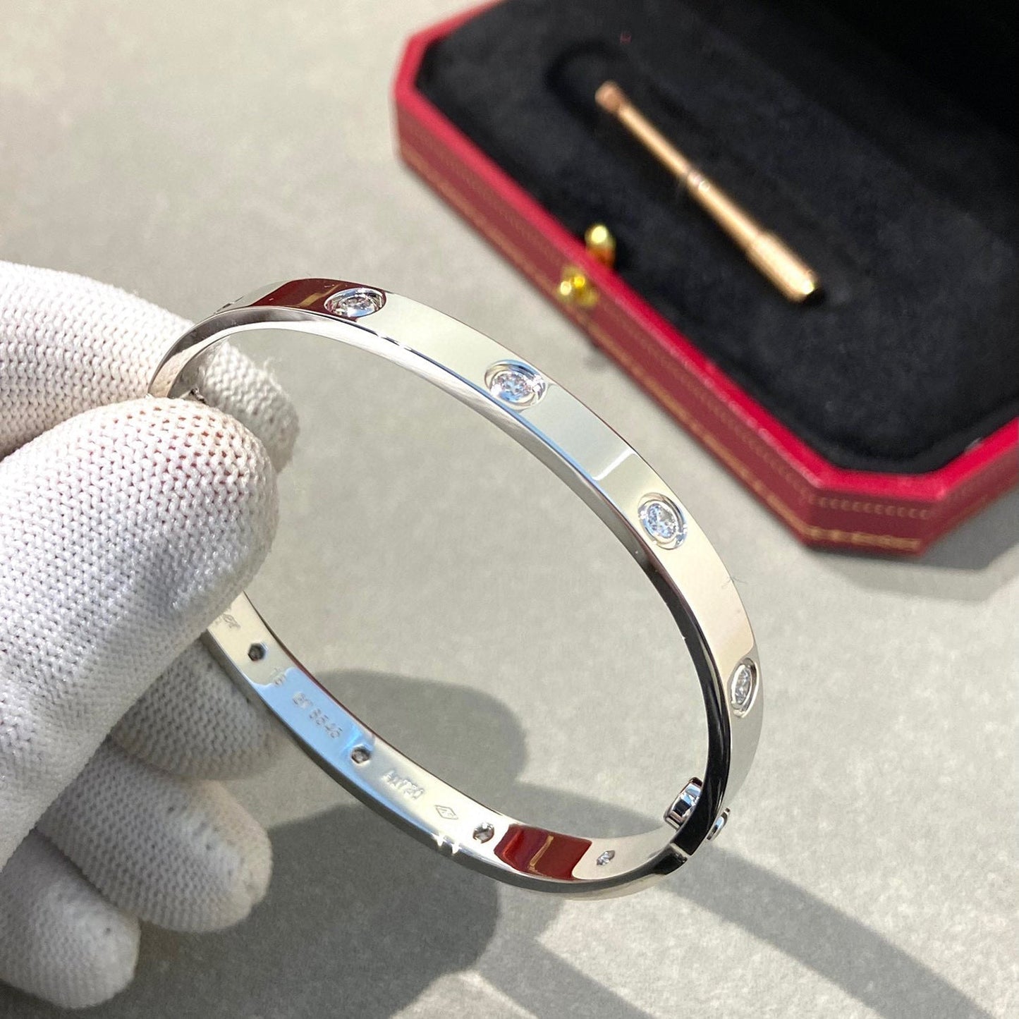 [KELA]CLASSIC 6.1MM LOVE BANGLE - 10-DIAMOND