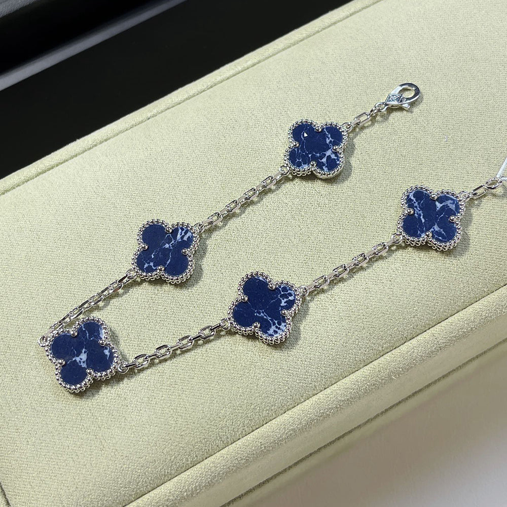 [KELA]LUCKY CLOVER 5-MOTIF BRACELET - PIETERSITE COLLECTION