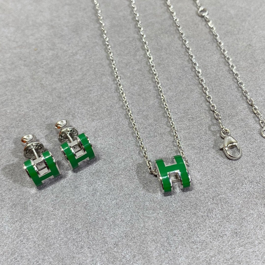 [KELA]POP H GREEN NECKLACE SILVER AND GOLD