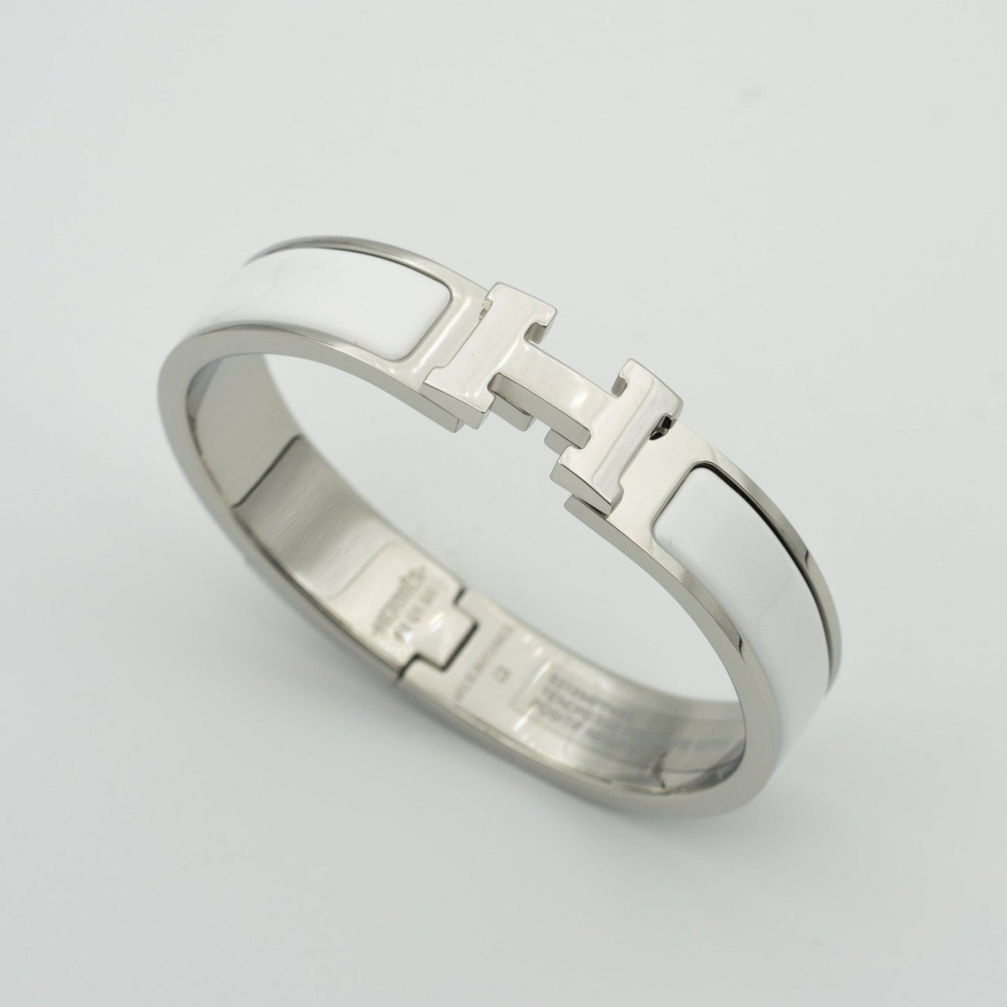 [KELA]H WHITE BRACELET