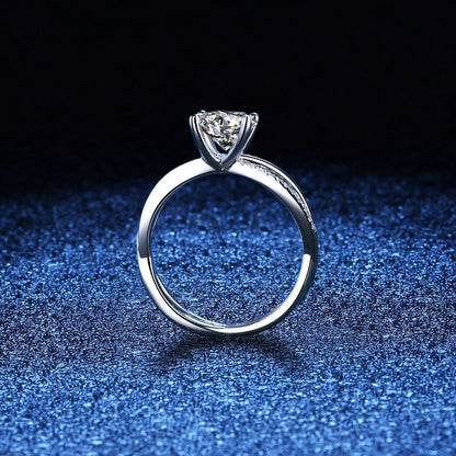 [KELA]ELEGANT 4-PRONG CROSSOVER MOISSANITE ENGAGEMENT RING
