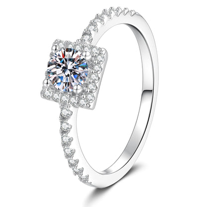 [KELA]DAINTY SUGAR-CUBE MOISSANITE RING
