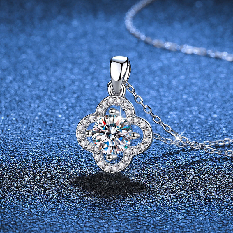 [KELA]CLASSIC CLOVER MOISSANITE PENDANT NECKLACE