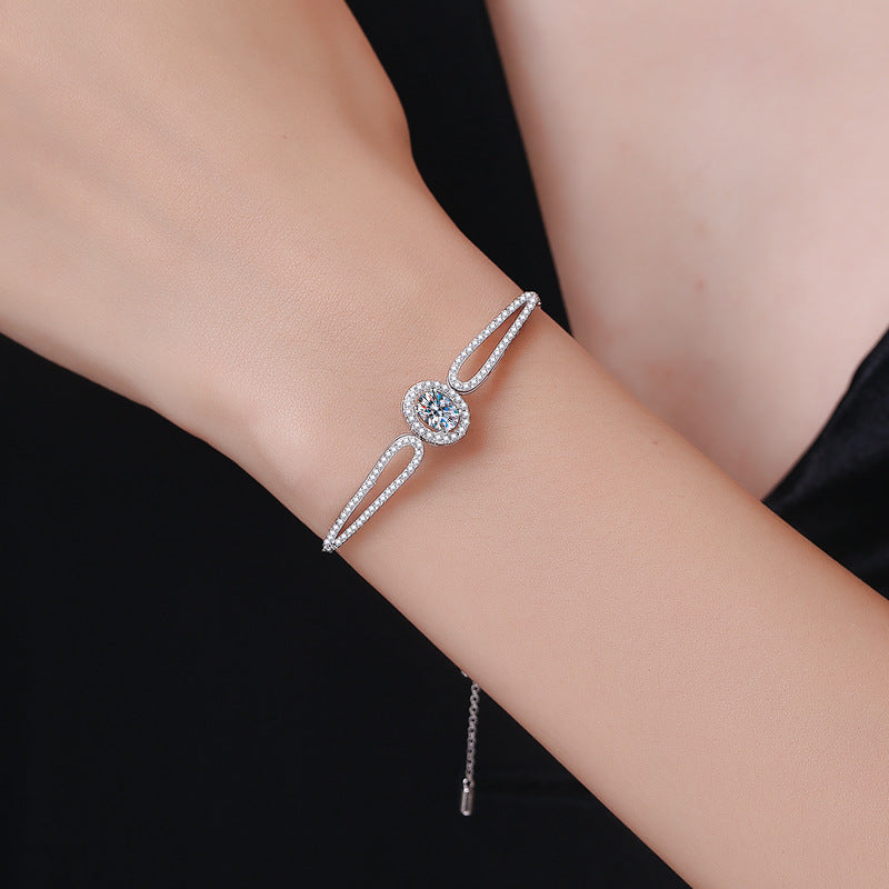 [KELA]"PIGEON'S EGG" TEARDROP MOISSANITE BRACELET