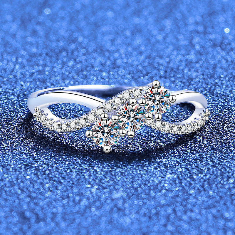 [KELA]INTERTWINING LOVE MOISSANITE RING