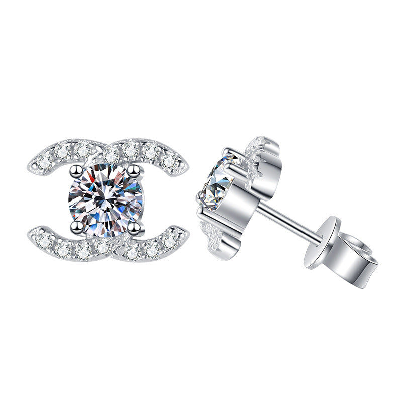 [KELA]CHIC INTERLOCKING DOUBLE-C MOISSANITE STUD EARRINGS