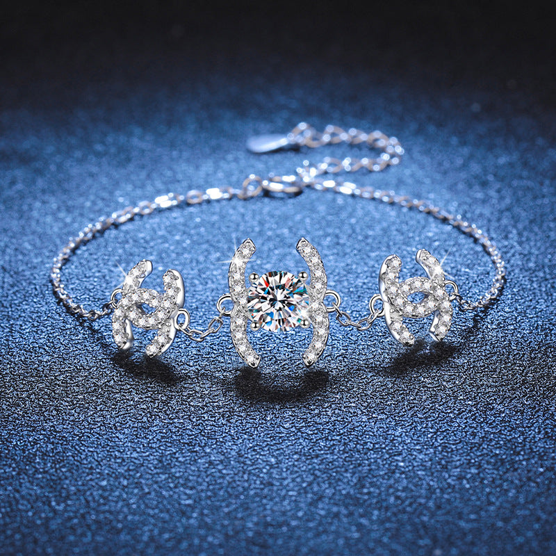 [KELA]CLASSIC INTERLOCKING MOISSANITE BRACELET