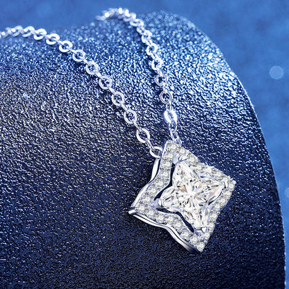 [KELA]STAR-CLOVER MOISSANITE NECKLACE