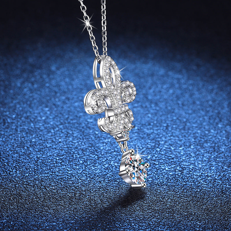 [KELA]ROYAL FLEUR-DE-LIS MOISSANITE PENDANT NECKLACE