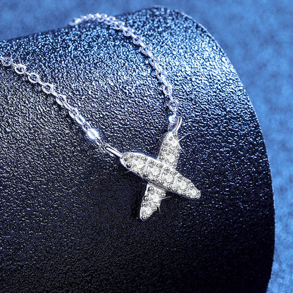 [KELA]MODERN X-SHAPE PAVÉ MOISSANITE NECKLACE