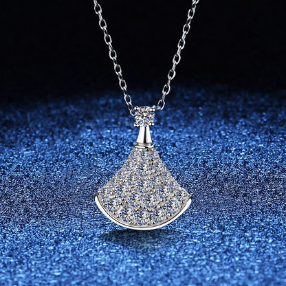 [KELA]ELEGANT FAN-SHAPED MOISSANITE PENDANT NECKLACE