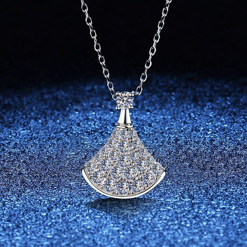 [KELA]ELEGANT FAN-SHAPED MOISSANITE PENDANT NECKLACE