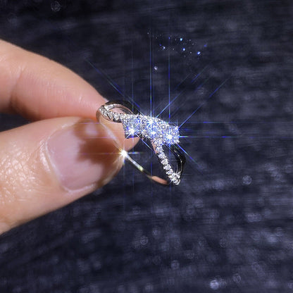 [KELA]INTERTWINING LOVE MOISSANITE RING