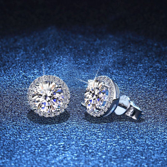 [KELA]CLASSIC 4-PRONG ROUND MOISSANITE STUD EARRINGS