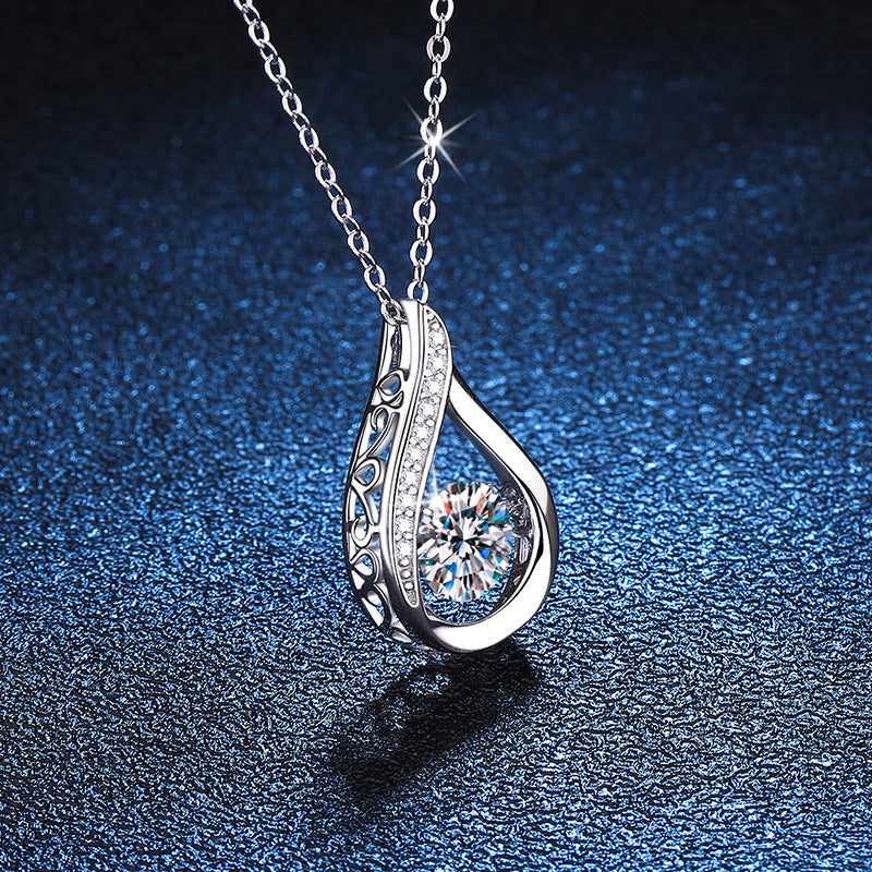 [KELA]DANCING WATER DROP MOISSANITE NECKLACE