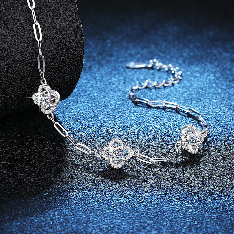 [KELA]TRIPLE-CLOVER MOISSANITE BRACELET