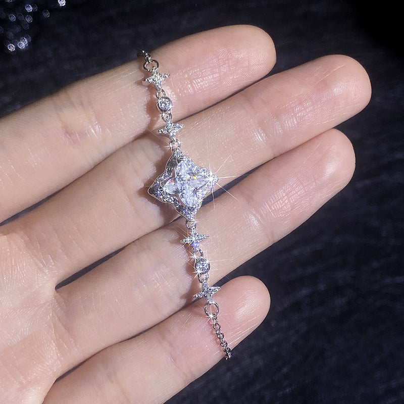 [KELA]MARQUISE-CLOVER MOISSANITE BRACELET
