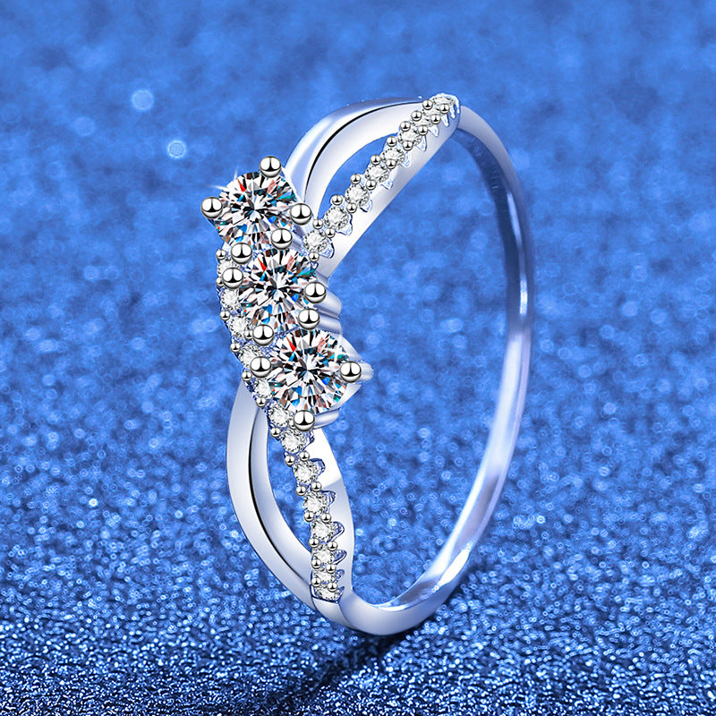 [KELA]INTERTWINING LOVE MOISSANITE RING