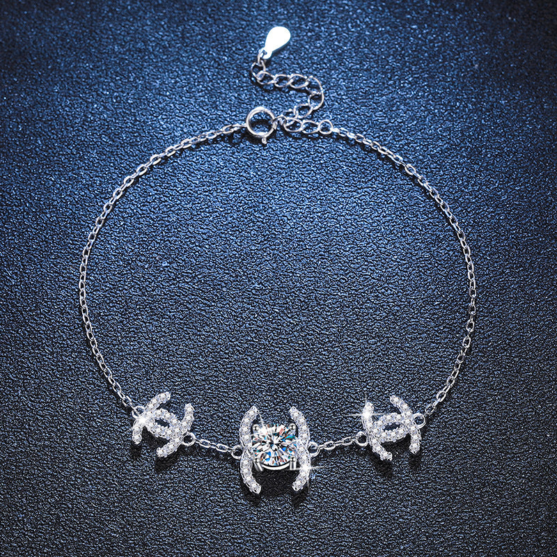 [KELA]CLASSIC INTERLOCKING MOISSANITE BRACELET