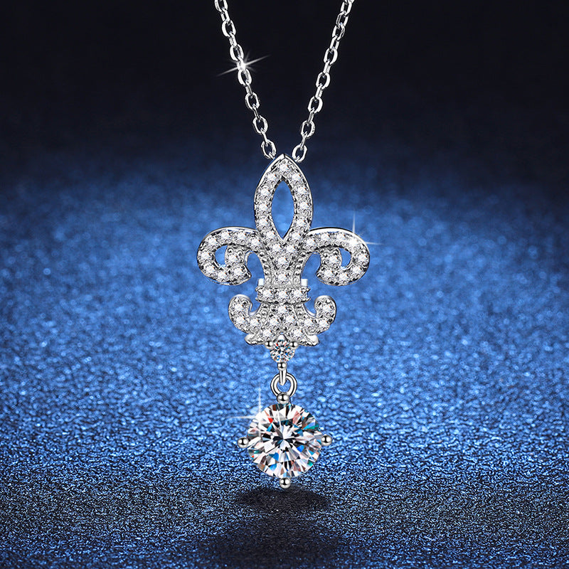 [KELA]ROYAL FLEUR-DE-LIS MOISSANITE PENDANT NECKLACE
